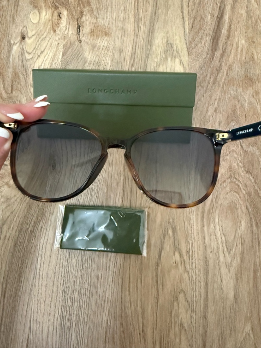 Longchamp Le Pliage Tortoiseshell Sunglasses - Picture 6 of 7